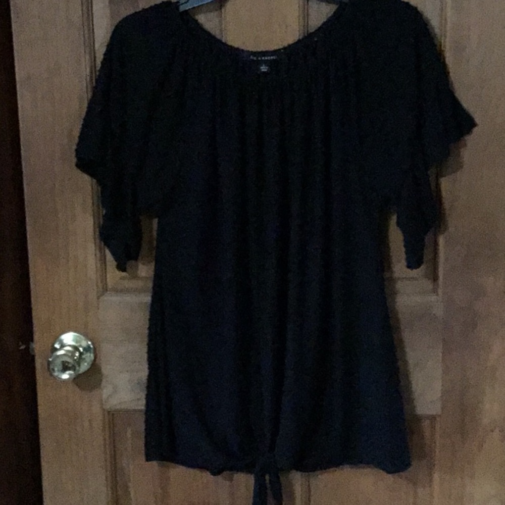 Black shirt